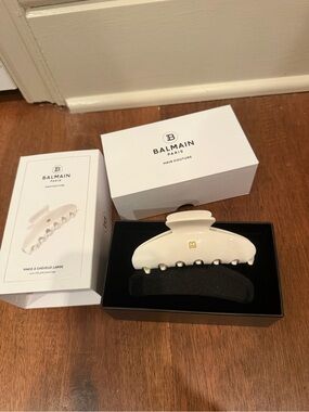 Balmain Hair Accessories for Women on Sale up to 90% Off 